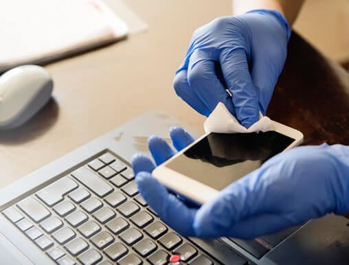 Desinfectant-ready vs antimicrobiano en salud